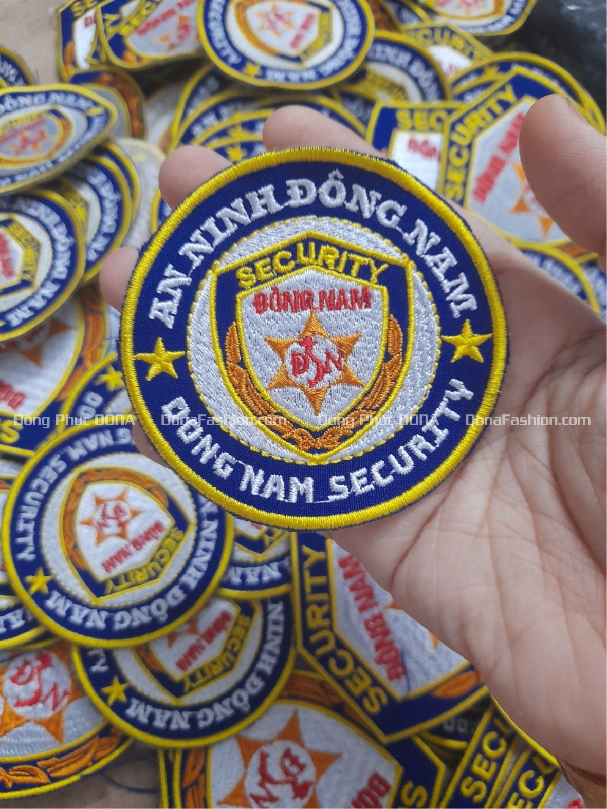 Thêu logo bảo vệ An Ninh Đông Nam